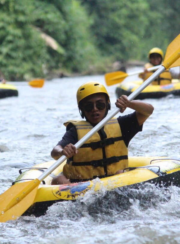 bali river tubing