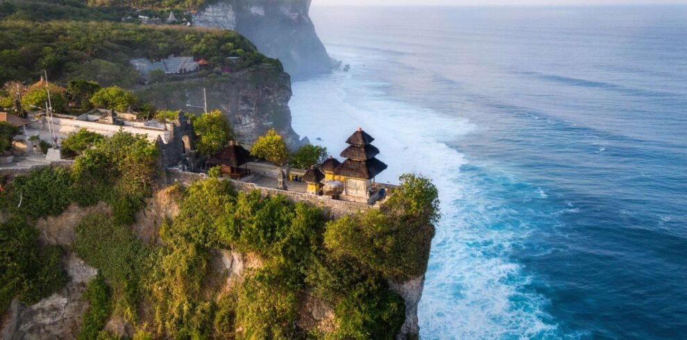 uluwatu temple