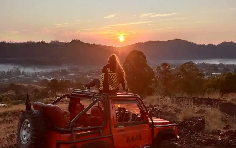 Jeep sunrise