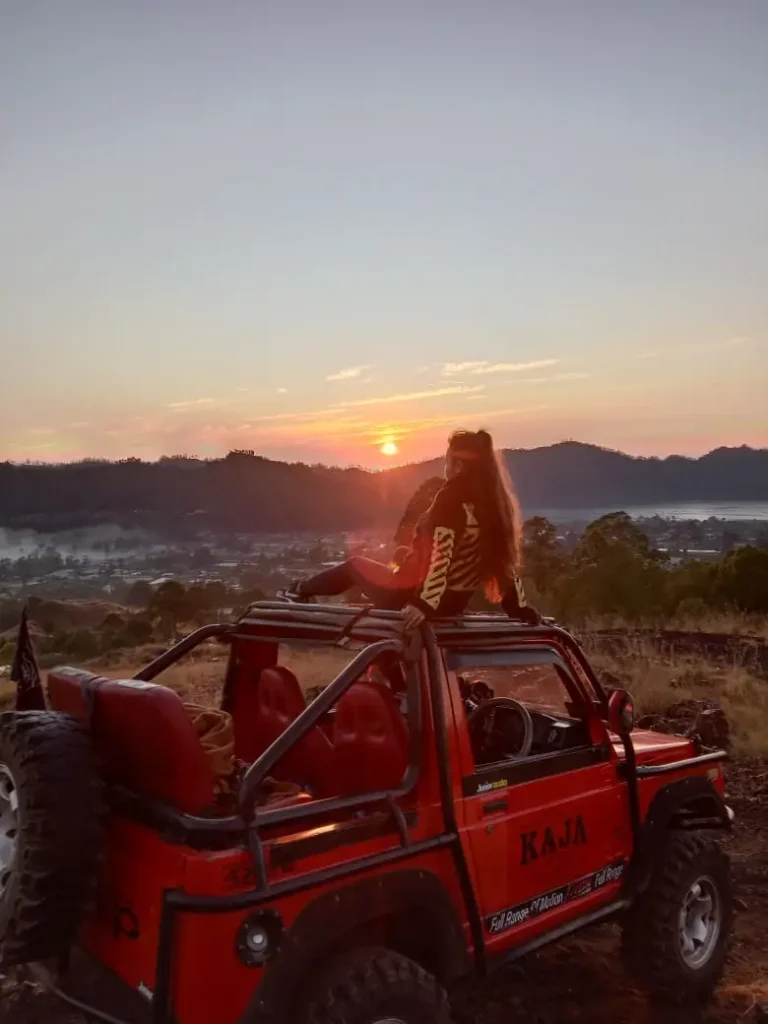 Jeep sunrise