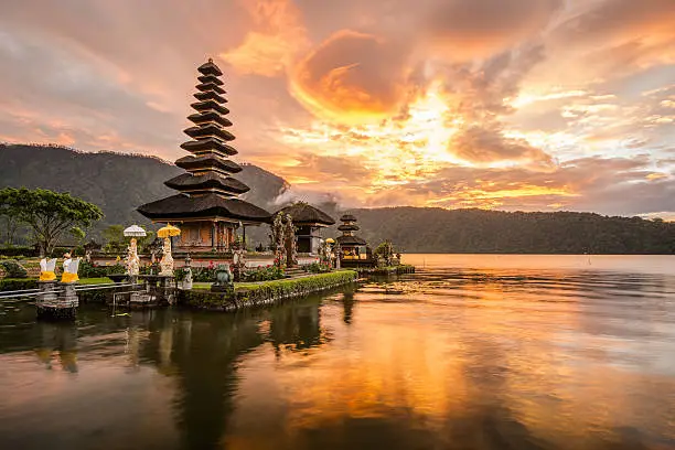 Ulun danu beratan temple