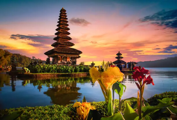 Ulun danu beratan temple