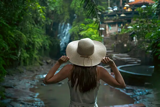 kanto lampo waterall